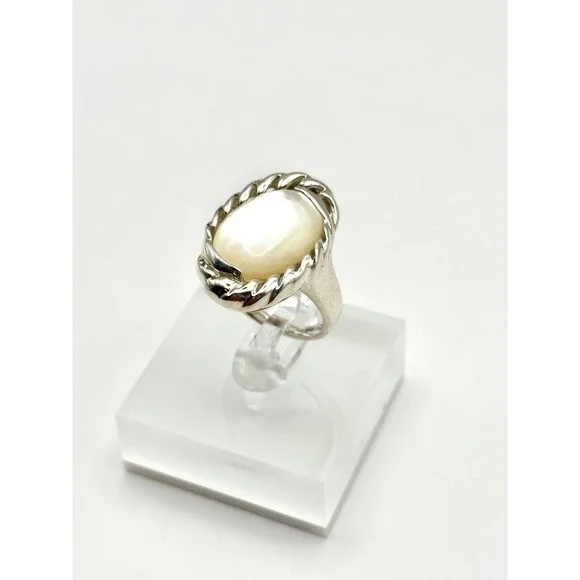 Mother of Pearl Sterling Silver Handmade Statement Ring‎ Size 8.75 - Picture 3 of 8